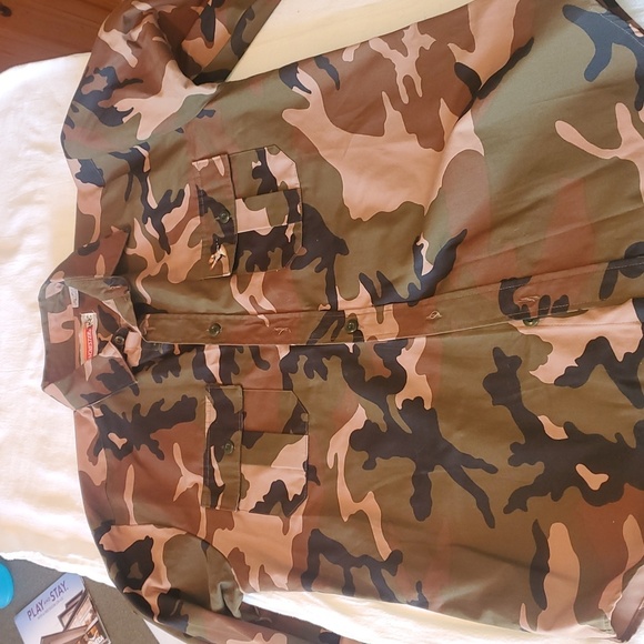 Winchester camouflage Long Sleeve Button Up Shirt Size M - Picture 11 of 12